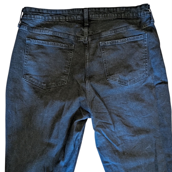 ✨ 2 For $10 - Old Navy Black Ankle Jeans - Picture 5 of 6